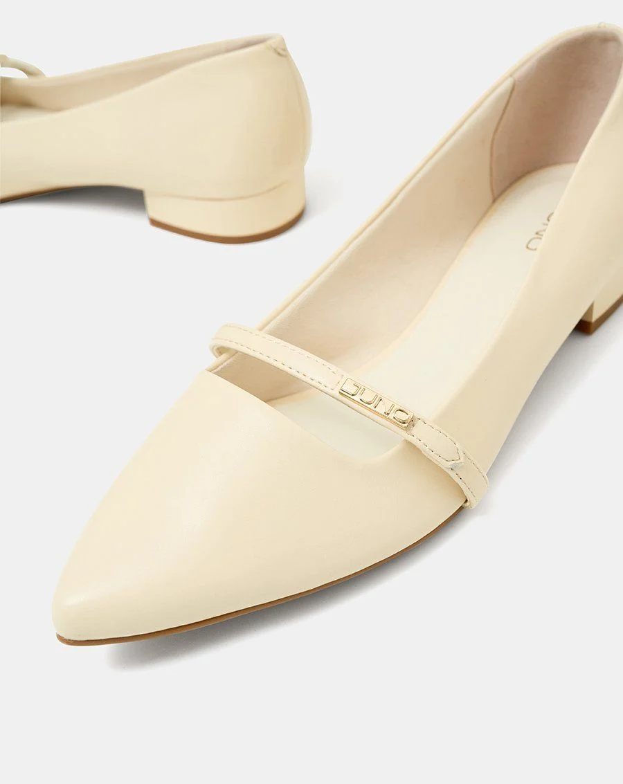 Giày búp bê phối quai ngang khóa logo Giày búp bê phối quai ngang khóa logo