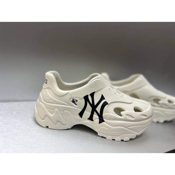 Giày MLB đúc nguyên khối Giày MLB đúc nguyên khối